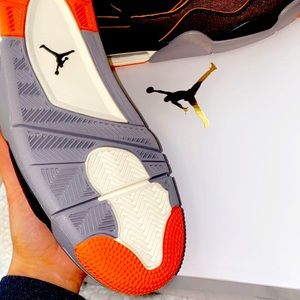 Women’s Jordan’s shoes